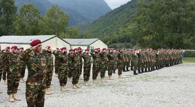 soldiers from pakistan and russia take part in a joint military exercise photo ispr