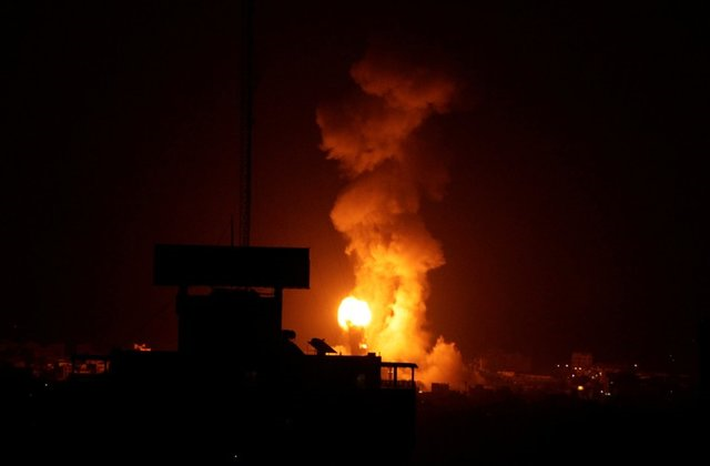 an explosion is seen during an israeli air strike in gaza august 9 2018 reuters ahmed zakot