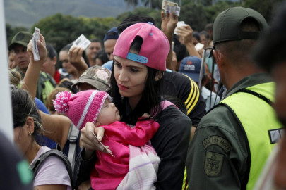 colombia to ask un for special envoy to manage venezuelan migrant crisis