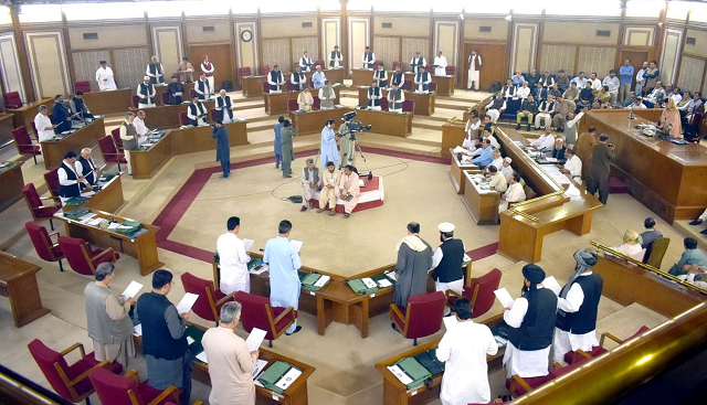 speaker rahila hameed khan durrani administers oath to the new members of the balochistan assembly photo express