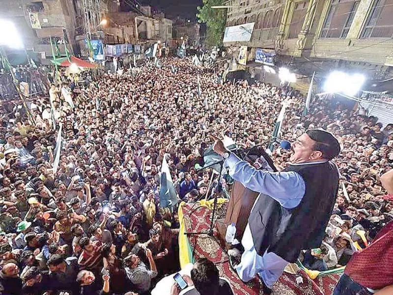 sheikh rasheed adresses people on eve of independence day photo express sheikh rasheed adresses people on eve of independence day photo express