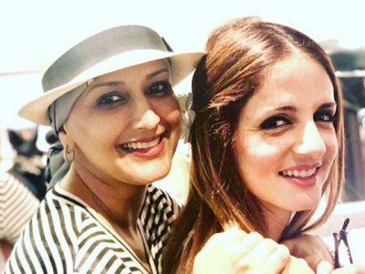 we have each other s backs sussanne khan to sonali bendre we have each other s backs sussanne khan to sonali bendre