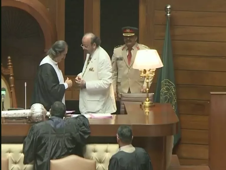 speaker of the sindh assembly agha siraj durrani with presiding officer nadir magsi a ppp mpa screengrab speaker of the sindh assembly agha siraj durrani with presiding officer nadir magsi a ppp mpa screengrab
