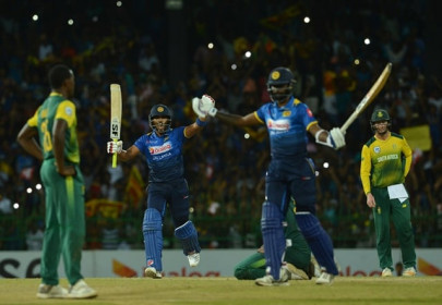 sri lanka edge out south africa by 3 wickets in one off t20i