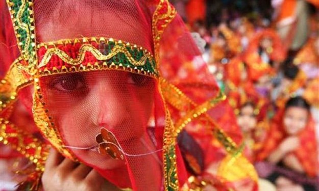 two year increase proposed in child marriage restraint amend bill 2017 representational image photo reuters