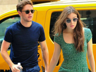 new couple alert niall horan hailee steinfeld make romance public new couple alert niall horan hailee steinfeld make romance public