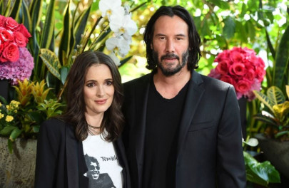 stranger things star winona ryder reveals she accidentally married keanu reeves in 1992 stranger things star winona ryder reveals she accidentally married keanu reeves in 1992