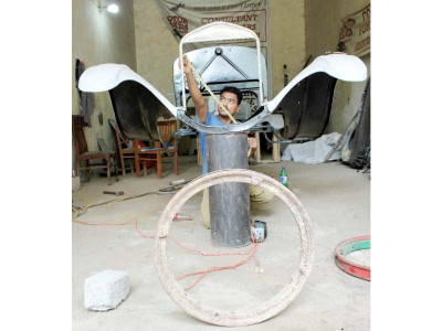 local mechanics denters hired to restore sir john marshall s car local mechanics denters hired to restore sir john marshall s car