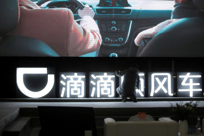 china s didi suspends ride hailing service after murder china s didi suspends ride hailing service after murder