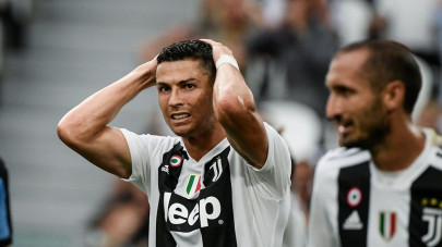 ronaldo kept waiting for first goal in juve win