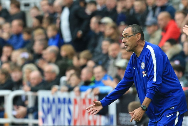 sarri said he was stunned by the benitez 039 s defensive approach as newcastle put nine men behind the ball and played with one striker despite being the home side photo afp