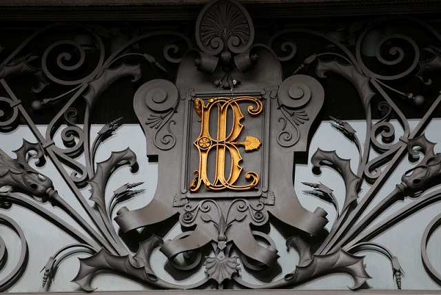 an emblem on an entrance to the bank of spain building is seen in madrid spain may 22 2018 photo reuters