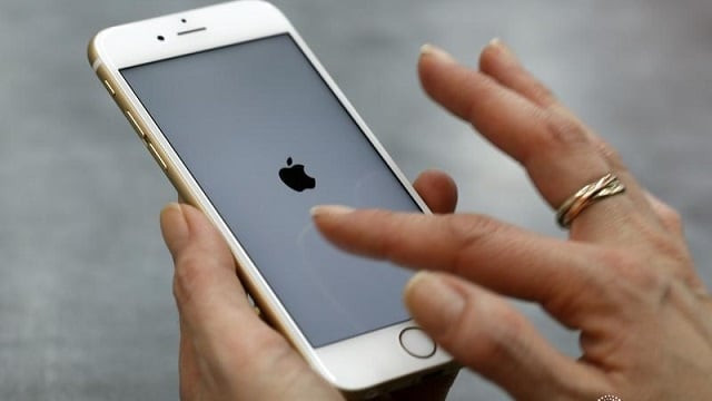 apple reported that it sold 74 8 million iphones in the first full quarter of sales of the iphone 6s and 6s plus photo reuters apple reported that it sold 74 8 million iphones in the first full quarter of sales of the iphone 6s and 6s plus photo reuters