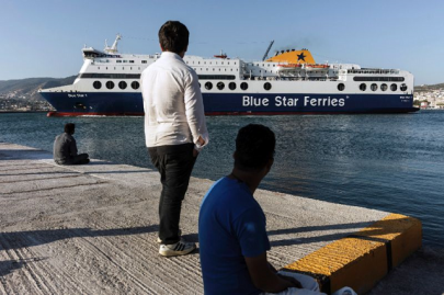 greek passenger ferry docks at piraeus after fire no injuries reported greek passenger ferry docks at piraeus after fire no injuries reported