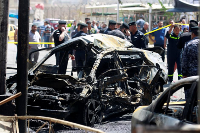 eight killed in car bomb attack on iraqi checkpoint eight killed in car bomb attack on iraqi checkpoint