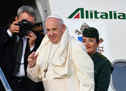 pope s rightwing rivals on the attack over abuse claims pope s rightwing rivals on the attack over abuse claims