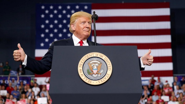 us president donald trump holds a quot make america great again quot rally in evansville indiana us august 30 2018 photo reuters