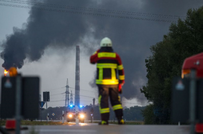 eight hurt in blast blaze at german refinery police eight hurt in blast blaze at german refinery police