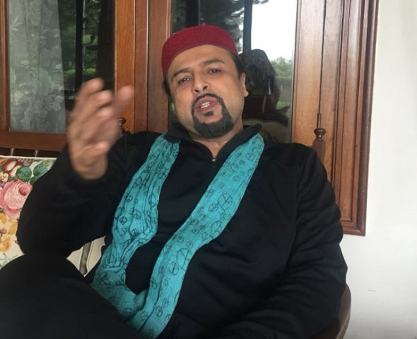 renowned musician says imran khan achieves whatever he aims for photo express renowned musician says imran khan achieves whatever he aims for photo express