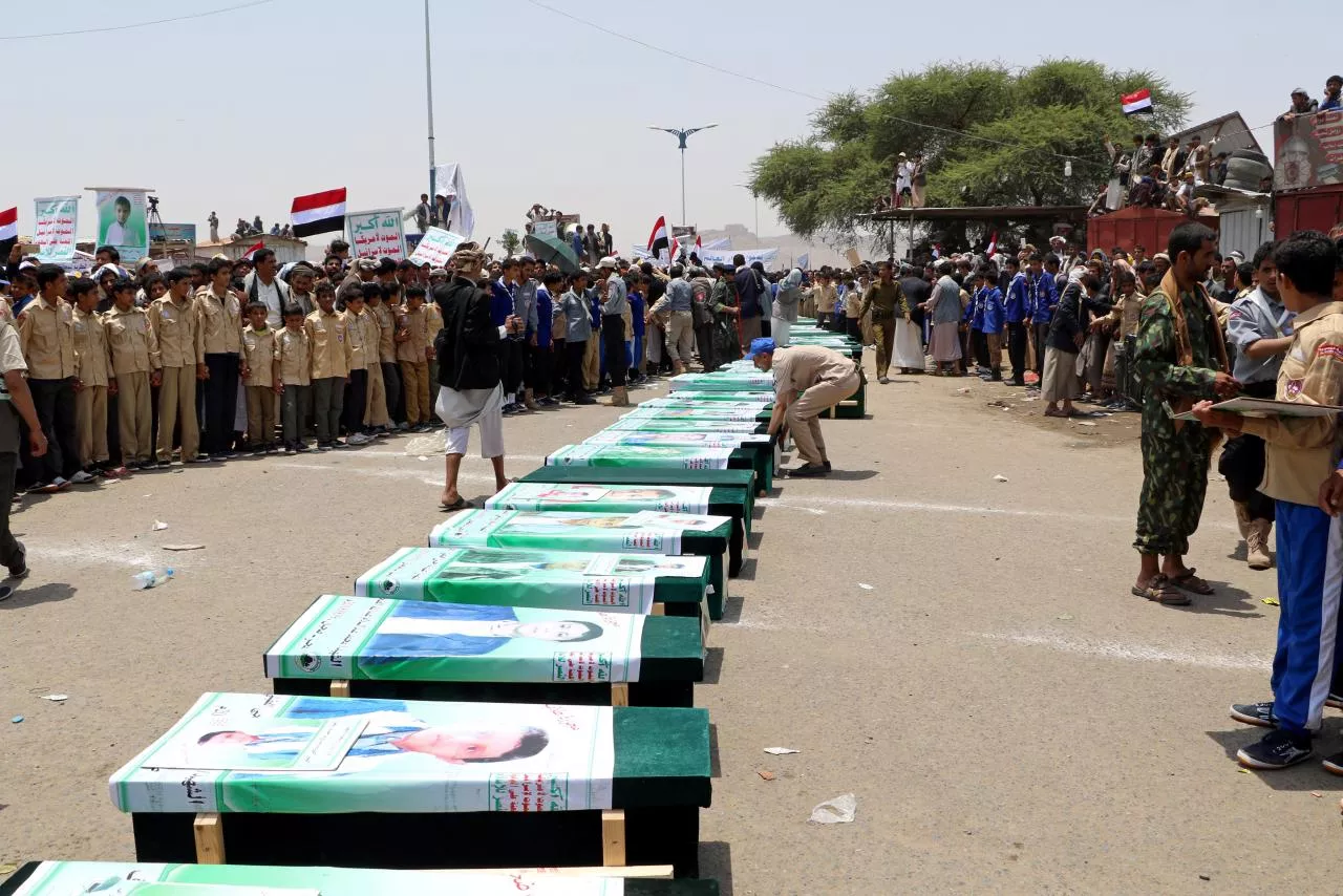 mourners attend a funeral of people mainly children killed in a saudi led coalition air strike on a bus in northern yemen photo reuters
