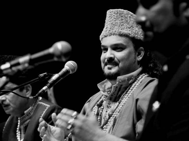 associate of amjad sabri says he did not get positive response from authorities photo file