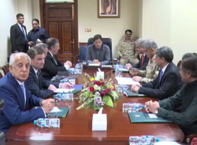 pm imran pompeo discuss aid suspension afghan peace