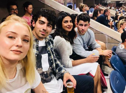 priyanka nick cheer on serena williams at us open with family