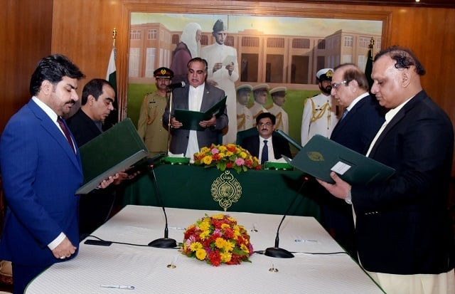 governor sindh administers oath to four newly appointed provincial ministers photo online governor sindh administers oath to four newly appointed provincial ministers photo online