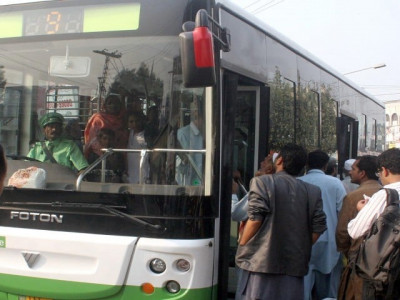 ltc paints buses with pictures of martyrs
