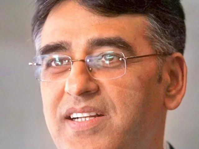 pti mna asad umar chides ruling party for making access to information difficult photo express pti mna asad umar chides ruling party for making access to information difficult photo express