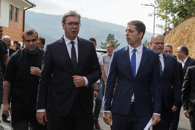 kosovo war veterans block road to stop visit by serbian president