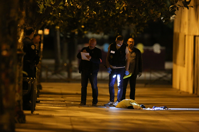 french police is investigating on the scene where a man attacked and injured people with a knife in the streets of paris in the 19th arrondissement photo afp