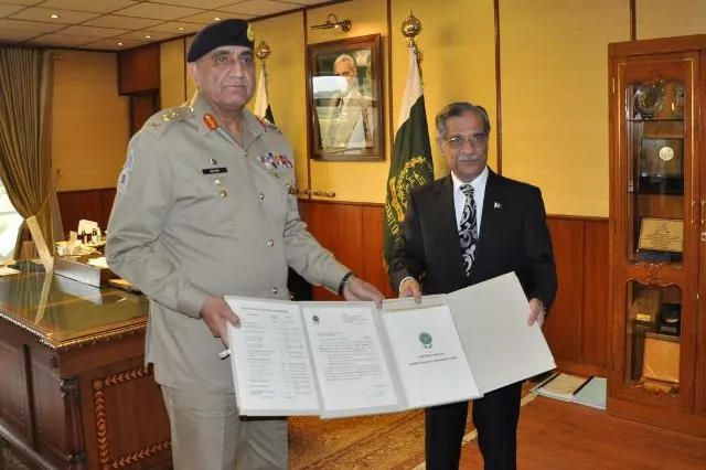 pak army will continue to contribute towards nation building as a national institution gen qamar tells justice nisar photo express pak army will continue to contribute towards nation building as a national institution gen qamar tells justice nisar photo express
