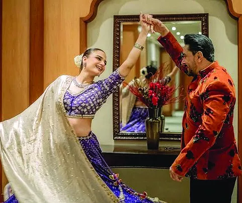 mani twirls hira around in a tender gesture photo instagram mani twirls hira around in a tender gesture photo instagram