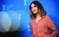 rose byrne jokes she finds calm and joy with drugs and alcohol