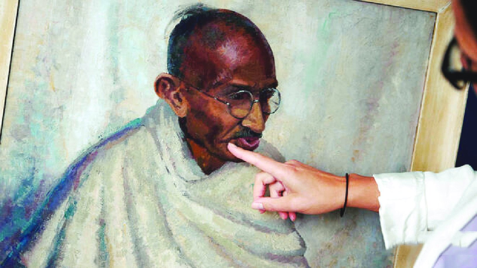 Only known oil painting Gandhi sat for heads for UK auction | The Express Tribune