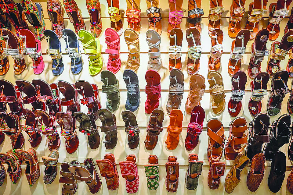 Prada’s ‘Kolhapuri-inspired’ sandals anger Indians | The Express Tribune
