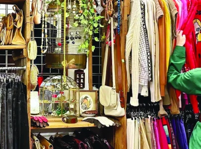 gen z embraces rising value of vintage fashion gen z embraces rising value of vintage fashion