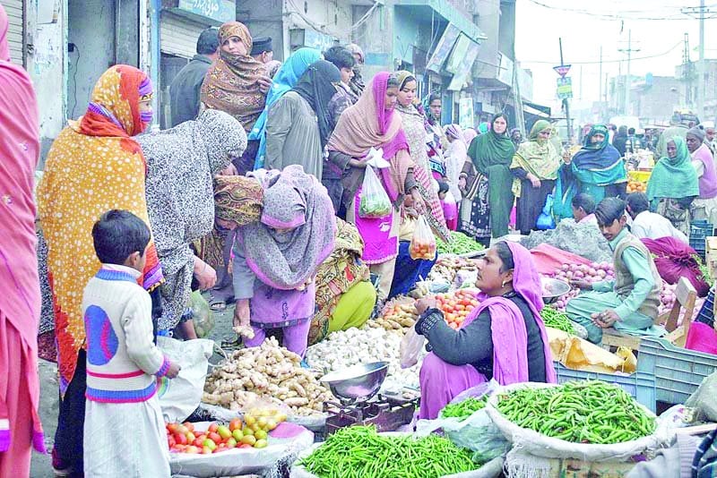 experts have identified several factors that are contributing to the fluctuation in commodity prices which include a reduction in vegetable production a surge in population and an inadequate storage capacity photo app