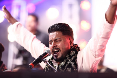 hamza akram qawwal requests indian government to relax visa laws for musicians hamza akram qawwal requests indian government to relax visa laws for musicians