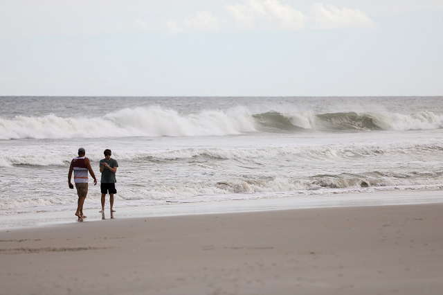 hurricane florence was downgraded to a category 3 storm on wednesday as peak winds eased to 125 miles per hour photo afp hurricane florence was downgraded to a category 3 storm on wednesday as peak winds eased to 125 miles per hour photo afp
