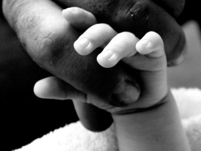 india man desperate for son throws daughter from terrace india man desperate for son throws daughter from terrace