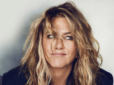 7 celebrities with weird superstitions