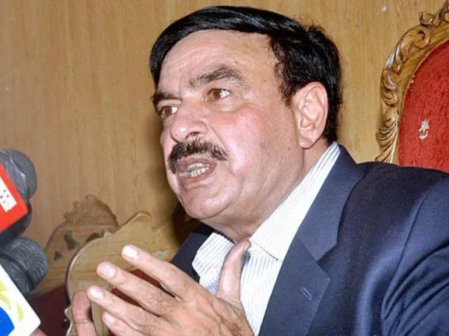 federal railways minister invites private sector to invest in renovation and betterment of railway stations photo file federal railways minister invites private sector to invest in renovation and betterment of railway stations photo file