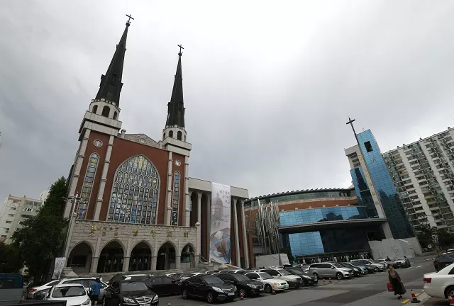 this picture taken on september 14 2018 shows the exterior of myungsung church in eastern seoul photo afp this picture taken on september 14 2018 shows the exterior of myungsung church in eastern seoul photo afp