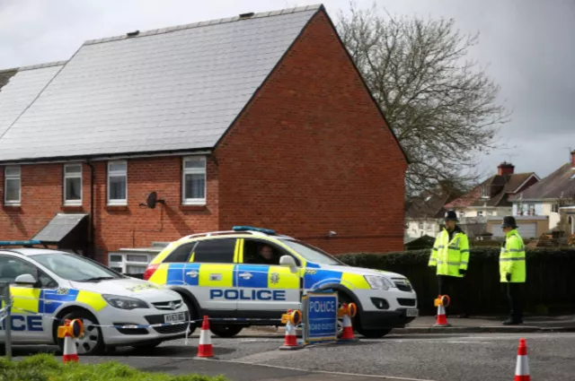 police officers guard the cordoned off area around the home of former russian intelligence officer sergei skripal in salisbury britain photo reuters police officers guard the cordoned off area around the home of former russian intelligence officer sergei skripal in salisbury britain photo reuters