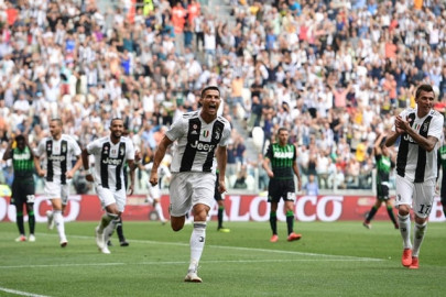 ronaldo scores first goal for juventus ronaldo scores first goal for juventus