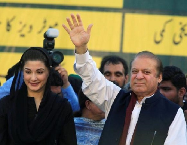 nawaz sharif and maryam nawaz photo file