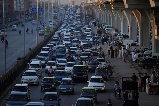 vehicles are seen in a traffic jam on a road in rawalpindi pakistan april 29 2016 photo reuters vehicles are seen in a traffic jam on a road in rawalpindi pakistan april 29 2016 photo reuters