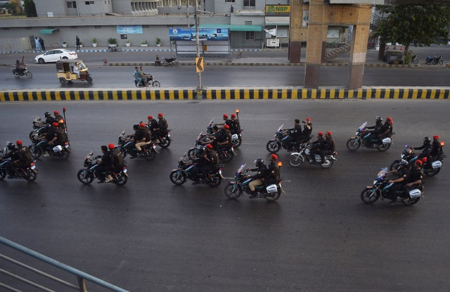 pakistani security personnel during muharram in karachi on september 16 2018 photo afp pakistani security personnel during muharram in karachi on september 16 2018 photo afp